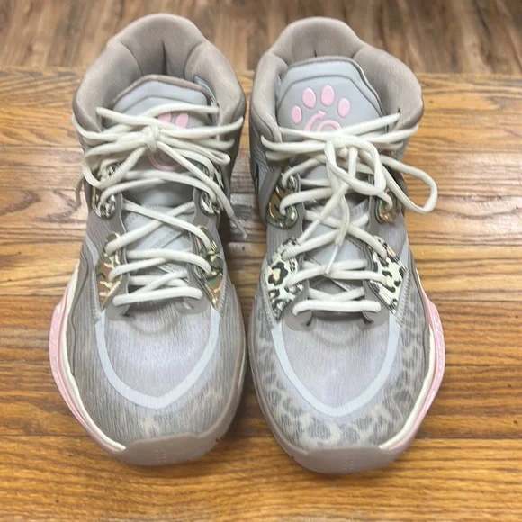 NIKEKyrie Infinity leopard/camo basketball shoes/sneakers